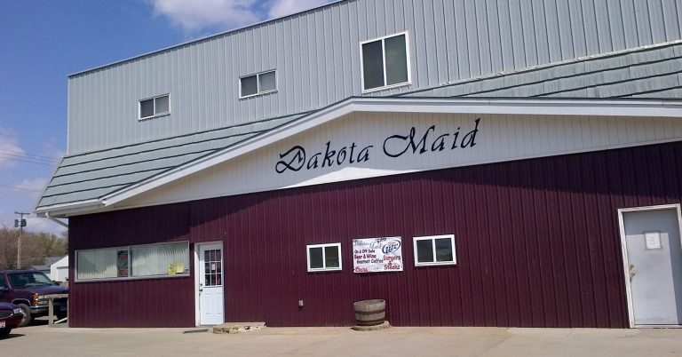 dakota maid store front 768x402