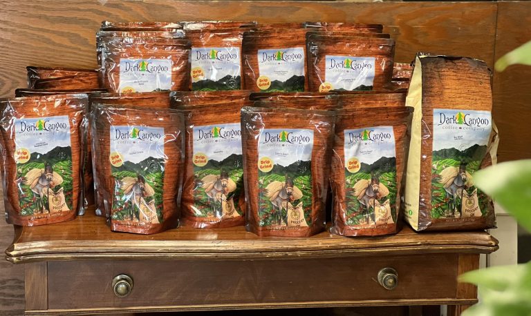 dark canyon display 768x458