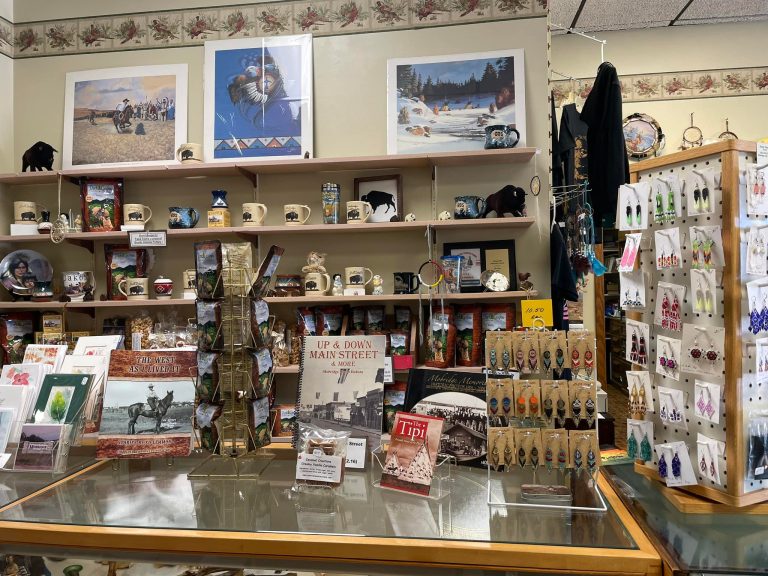 dark canyon display 4 768x576