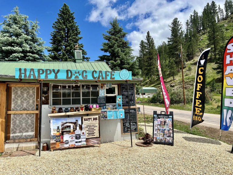 happy dog cafe front 768x576