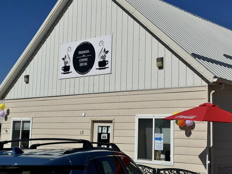 hermosa shop front 768x576