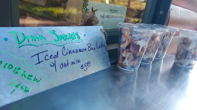 ice cinnamon bun latte with window clign 768x432