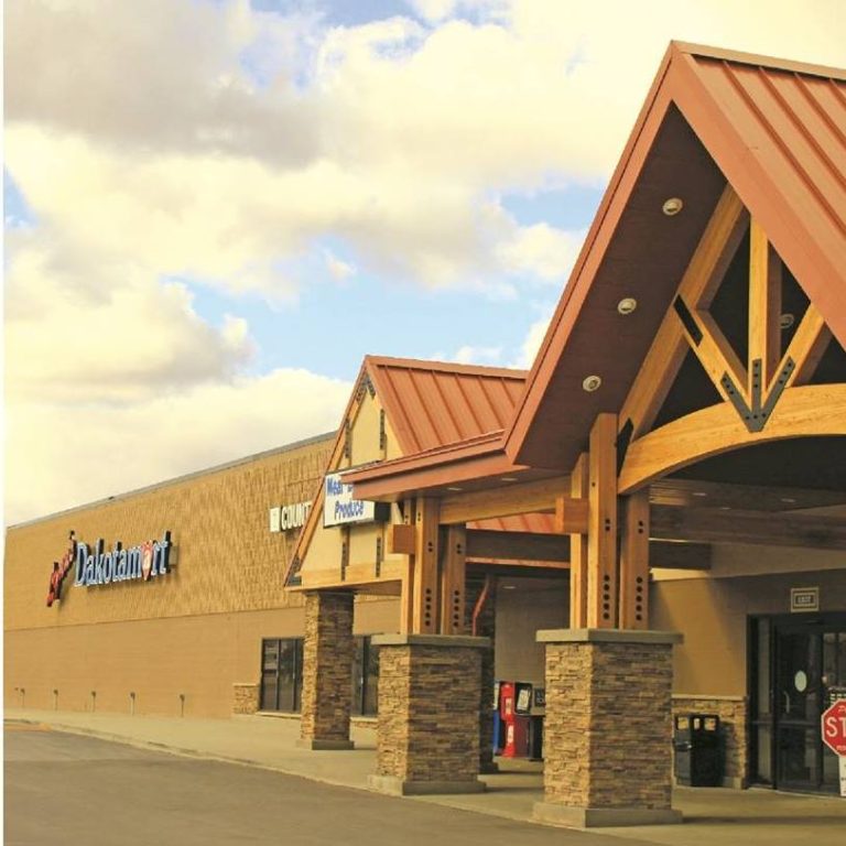 lynns dakotamart sturgis 768x768