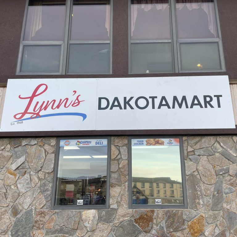 lynns dakotamart summerset 768x768