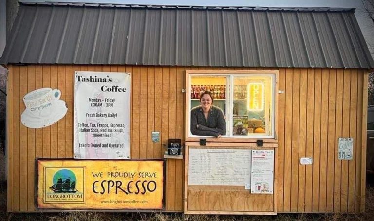 tashinas coffee exterior 768x455